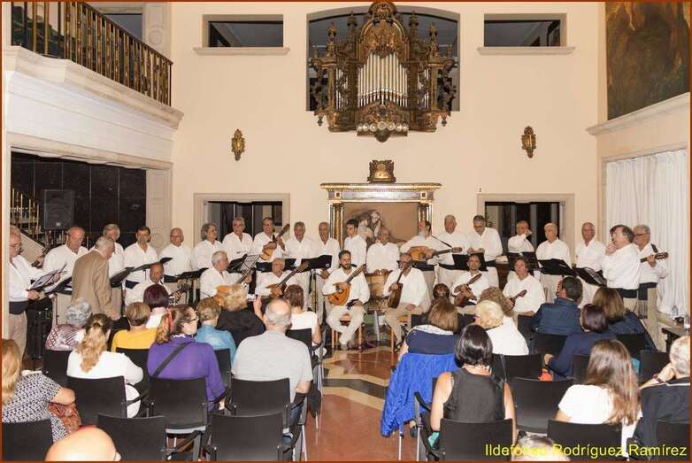 Momento de la actuación del grupo teldense (Foto Ildefonso Rodríguez)