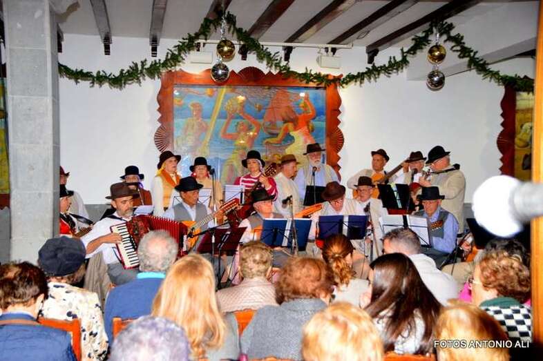 Momento del concierto navideño de anoche en El Casino de Telde (Foto Antonio Alí)