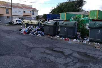 Basura amontonada en Marpequeña Alta y El Callejón del Castillo (Foto TA)