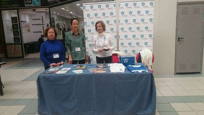 Mesa informativa de Yrichen en Alcampo Telde (Foto TA)