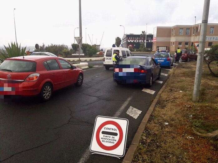 Imagen de uno de los dispositivos instalados esta tarde en Jinámar (Foto TA)