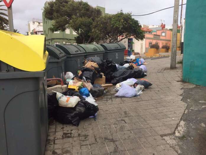 Contenedores en Melenara 8Foto TA)