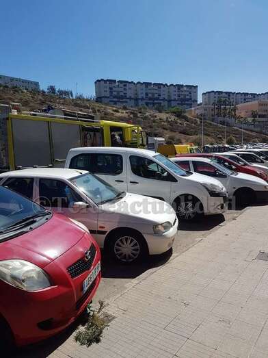 Los bomberos en el lugar de la intervención (Foto TA)