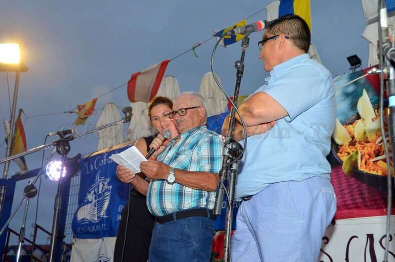 Momento de la lectura del breve pregón (Foto Francisco Javier Santana)