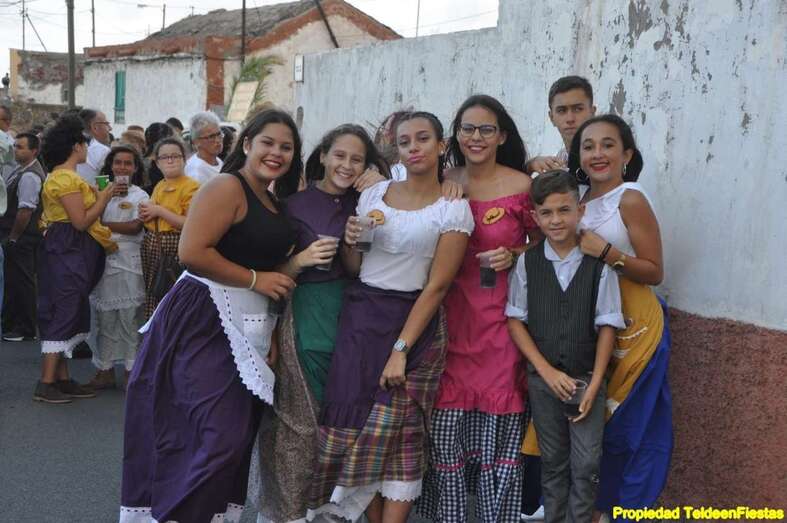Jóvenes romeros en La Majadilla (Foto Teldeenfiestas.com)