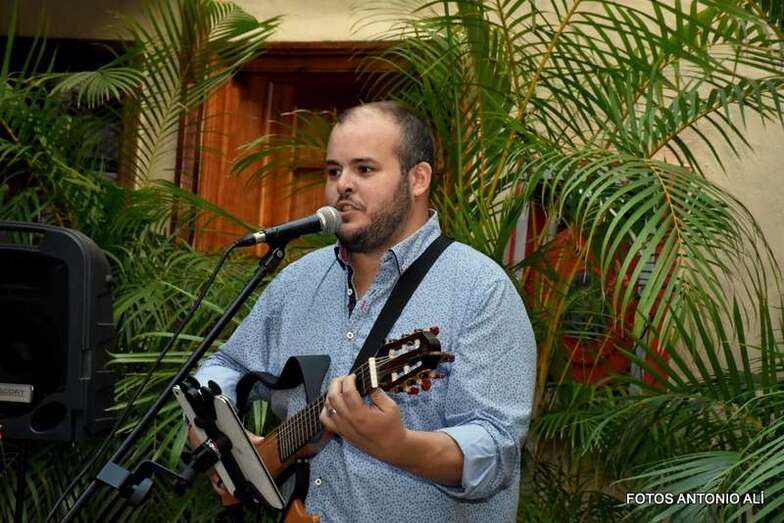 Momento del concierto de este viernes de Rubén Rodríguez en Telde (Foto Antonio Alí)