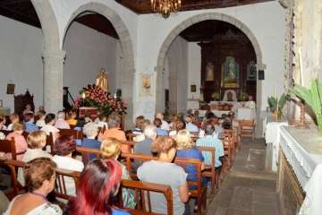 El santo de Asís se pasea por las calles de San Francisco-Telde (Foto Francisco Javier Santana)
