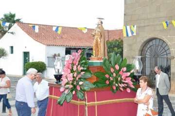 El santo de Asís se pasea por las calles de San Francisco-Telde (Foto Francisco Javier Santana)