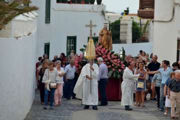 El santo de Asís se pasea por las calles de San Francisco-Telde (Foto Francisco Javier Santana)