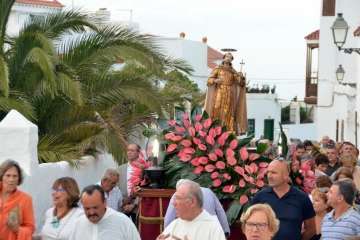 El santo de Asís se pasea por las calles de San Francisco-Telde (Foto Francisco Javier Santana)