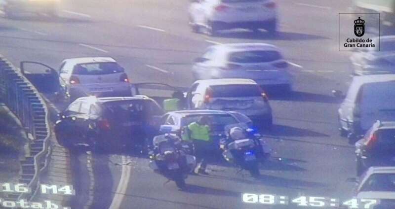 El accidente ocurrió en sentido sur, a la altura de la potabilizadora de Jinámar (Foto TA)