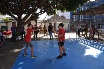 Exhibición del juego del garrote en Los Llanos de Telde (Foto TA)