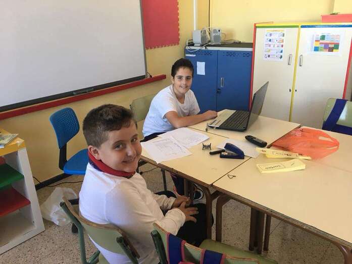 Alumnos del colegio de La Breña (Foto TA)