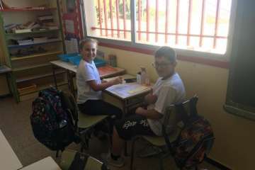 Loable iniciativa de los escolares de La Breña (Foto TA)