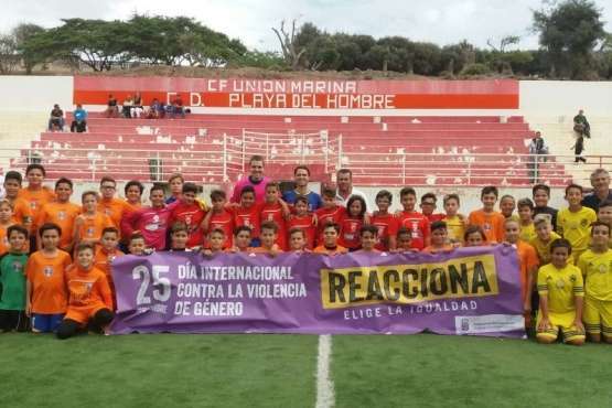 El fútbol base de Telde reacciona contra la violencia de género (Foto TA)