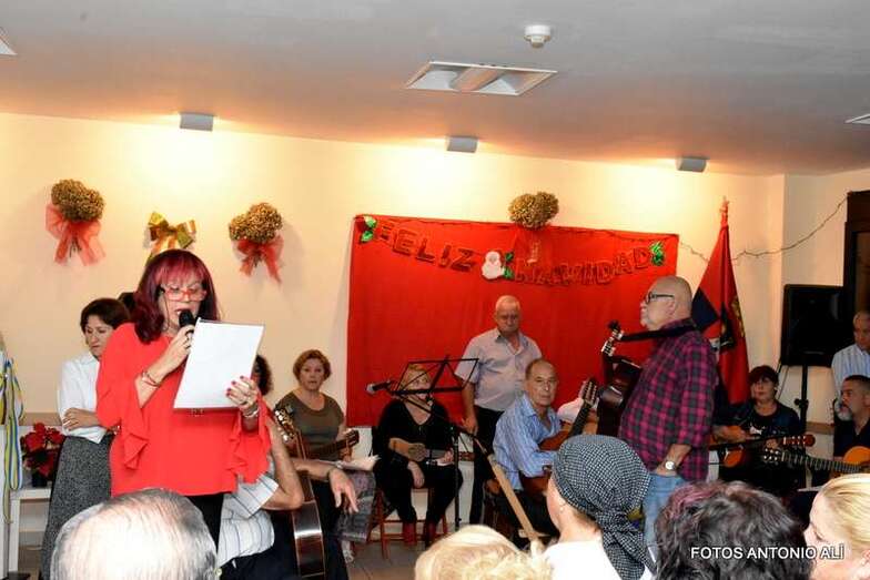 Momento del acto de anoche en la sede de El Roque Azucarero (Foto Antonio Alí)