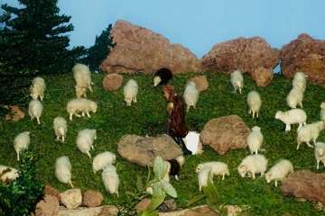 El belén de Manuel Sánchez abre Casas Nuevas a la Navidad (Foto TA)