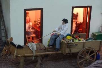 El belén de Manuel Sánchez abre Casas Nuevas a la Navidad (Foto TA)