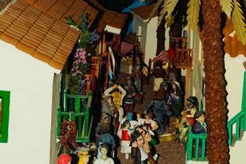 El belén de Manuel Sánchez abre Casas Nuevas a la Navidad (Foto TA)