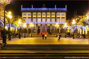 La Navidad ilumina las noches de Telde y la capital (Foto Ildefonso Rodríguez)