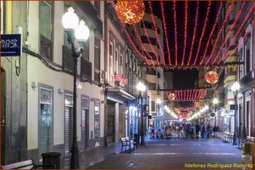 La Navidad ilumina las noches de Telde y la capital (Foto Ildefonso Rodríguez)