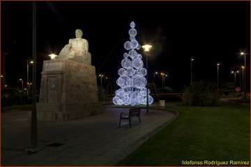 La Navidad ilumina las noches de Telde y la capital (Foto Ildefonso Rodríguez)