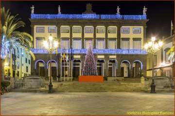 La Navidad ilumina las noches de Telde y la capital (Foto Ildefonso Rodríguez)