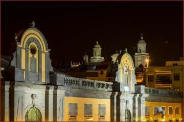 La Navidad ilumina las noches de Telde y la capital (Foto Ildefonso Rodríguez)