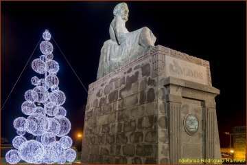 La Navidad ilumina las noches de Telde y la capital (Foto Ildefonso Rodríguez)