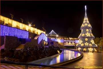 La Navidad ilumina las noches de Telde y la capital (Foto Ildefonso Rodríguez)