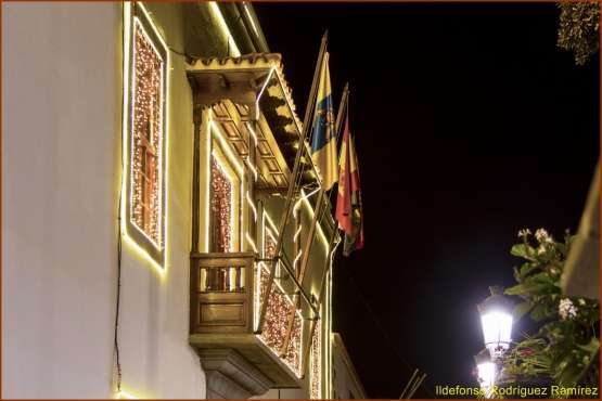 La Navidad ilumina las noches de Telde y la capital (Foto Ildefonso Rodríguez)