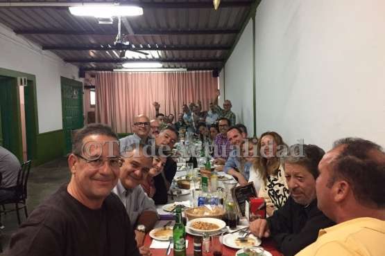 Servicios Municipales confraterniza en un almuerzo navideño (Foto TA)