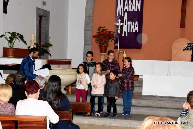 Momento del V Festival de Folclore de Navidad en La Pardilla (Foto Antonio Alí)