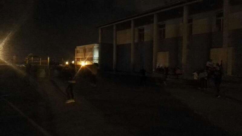 Ensayos a oscura de la comparsa Los Diamantes (Foto TA)