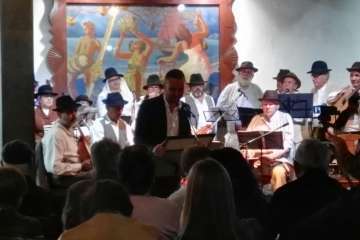 Arnao premia al joven valsequillero Aridane Peñate (Foto TA y TF)