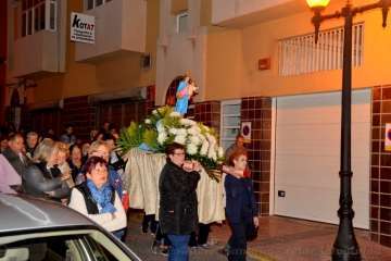 Procesión del Rosario de la Aurora de María Auxiliadora por Los Llanos de Telde (Foto TA)