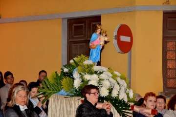 Procesión del Rosario de la Aurora de María Auxiliadora por Los Llanos de Telde (Foto TA)
