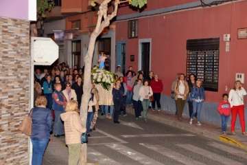Procesión del Rosario de la Aurora de María Auxiliadora por Los Llanos de Telde (Foto TA)