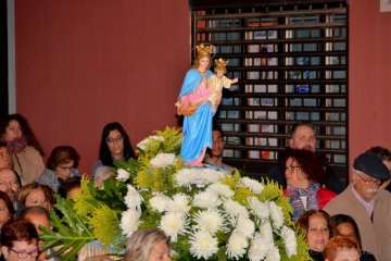 Procesión del Rosario de la Aurora de María Auxiliadora por Los Llanos de Telde (Foto TA)