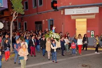 Procesión del Rosario de la Aurora de María Auxiliadora por Los Llanos de Telde (Foto TA)
