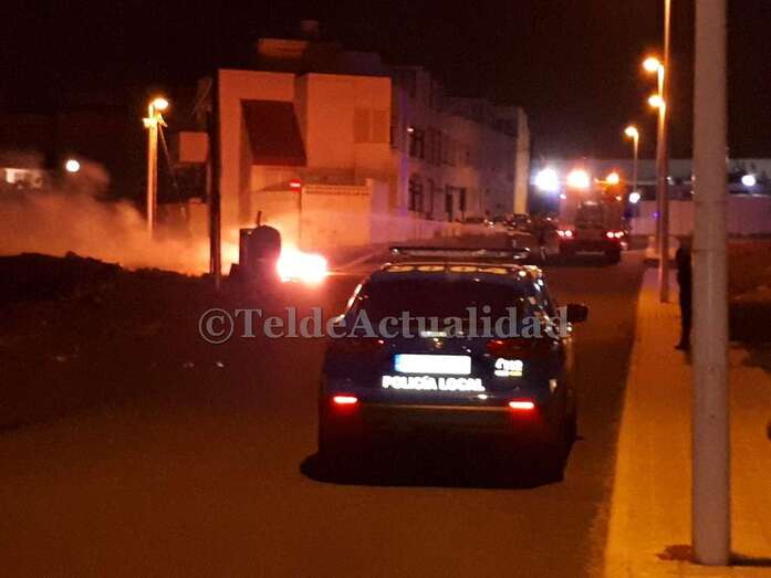 El incendio se produjo sobre las 1.15 horas (Foto TA)