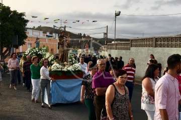 Procesión extraordinaria en Lomo Magullo (Foto TA)