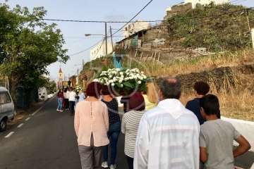 Procesión extraordinaria en Lomo Magullo (Foto TA)