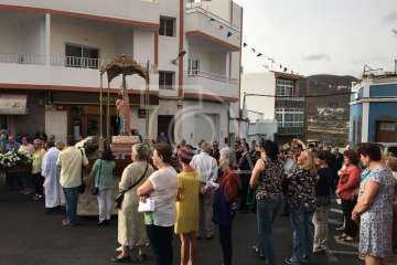 Procesión extraordinaria en Lomo Magullo (Foto TA)