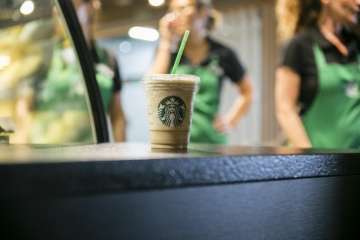 Starbucks remodela su tienda de Gando (Foto TA)