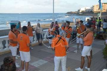 Pasacalles anunciador de las fiestas de Melenara (Foto TA)