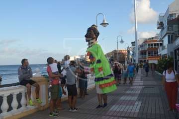 Pasacalles anunciador de las fiestas de Melenara (Foto TA)