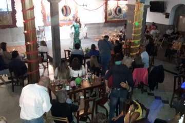 'Las chicas de Víctor Copas' animan El Casino de Telde (Foto TA)