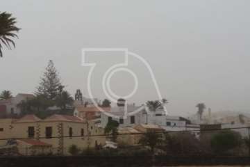 La calima 'sitia' a Telde (Foto Jesús Ruiz Mesa)