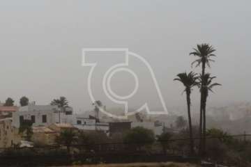 La calima 'sitia' a Telde (Foto Jesús Ruiz Mesa)